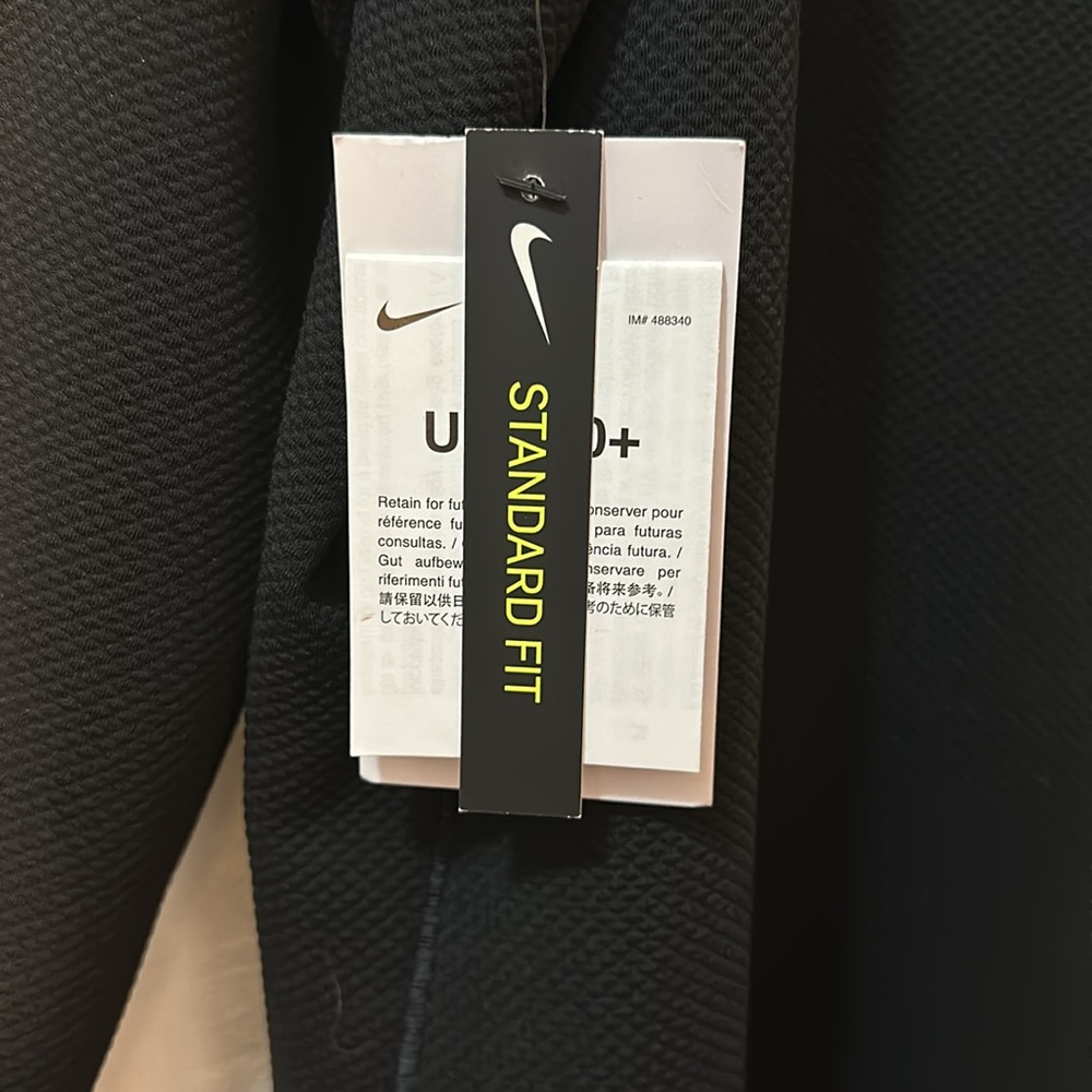Nike Dri-Fit Black Woman’s XXL UV Long Sleeve Shirt - Picture 5 of 6